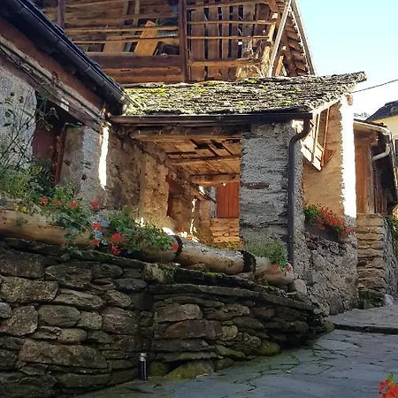 La Casa Del Folletto *